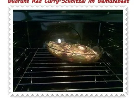 Rezept: Auflauf: Red Curry-Schnitzel im Gemüsebeet Bild Nr. 11 Auflauf: Red Curry-Schnitzel im Gemüsebeet - Rezept - Bild Nr. 11