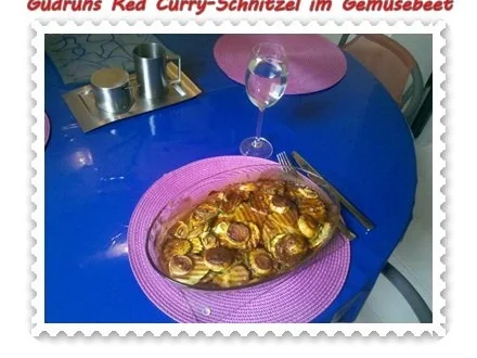 Rezept: Auflauf: Red Curry-Schnitzel im Gemüsebeet Bild Nr. 14 Auflauf: Red Curry-Schnitzel im Gemüsebeet - Rezept - Bild Nr. 14