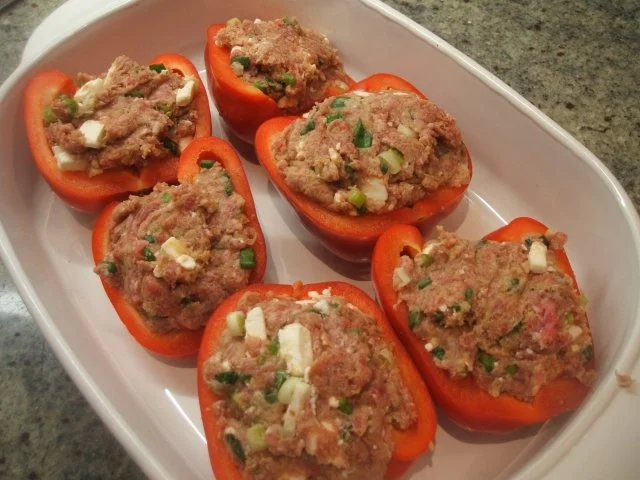 Fleisch: Gefüllte Paprikaschoten auf Tomatensoße und Reis - Rezept - Bild Nr. 7