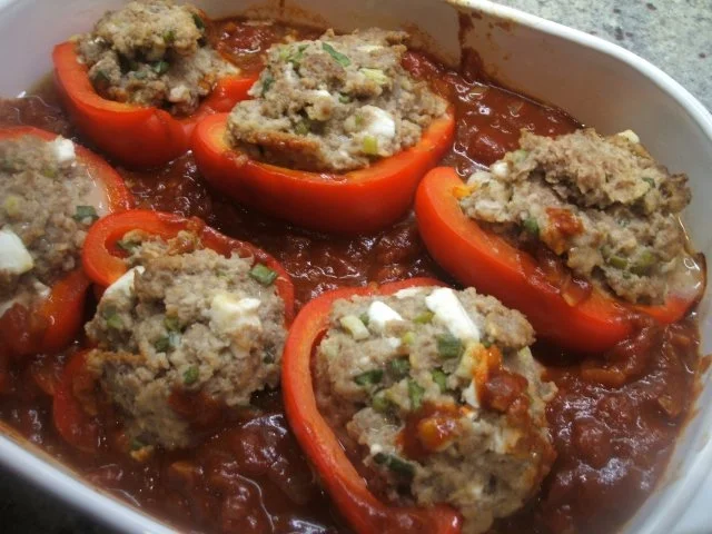 Fleisch: Gefüllte Paprikaschoten auf Tomatensoße und Reis - Rezept - Bild Nr. 9