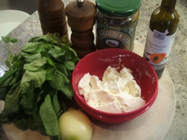 Soßen: Dip oder Dressing aus Radieschenblättern und Frischkäse - Rezept - Bild Nr. 2