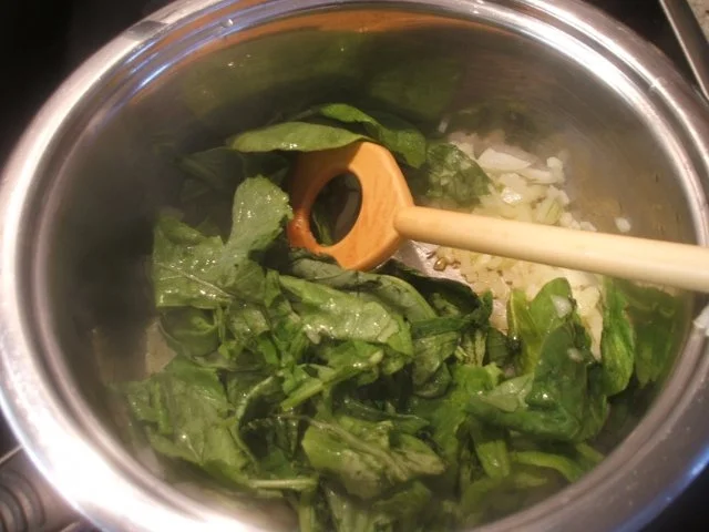 Soßen: Dip oder Dressing aus Radieschenblättern und Frischkäse - Rezept - Bild Nr. 4