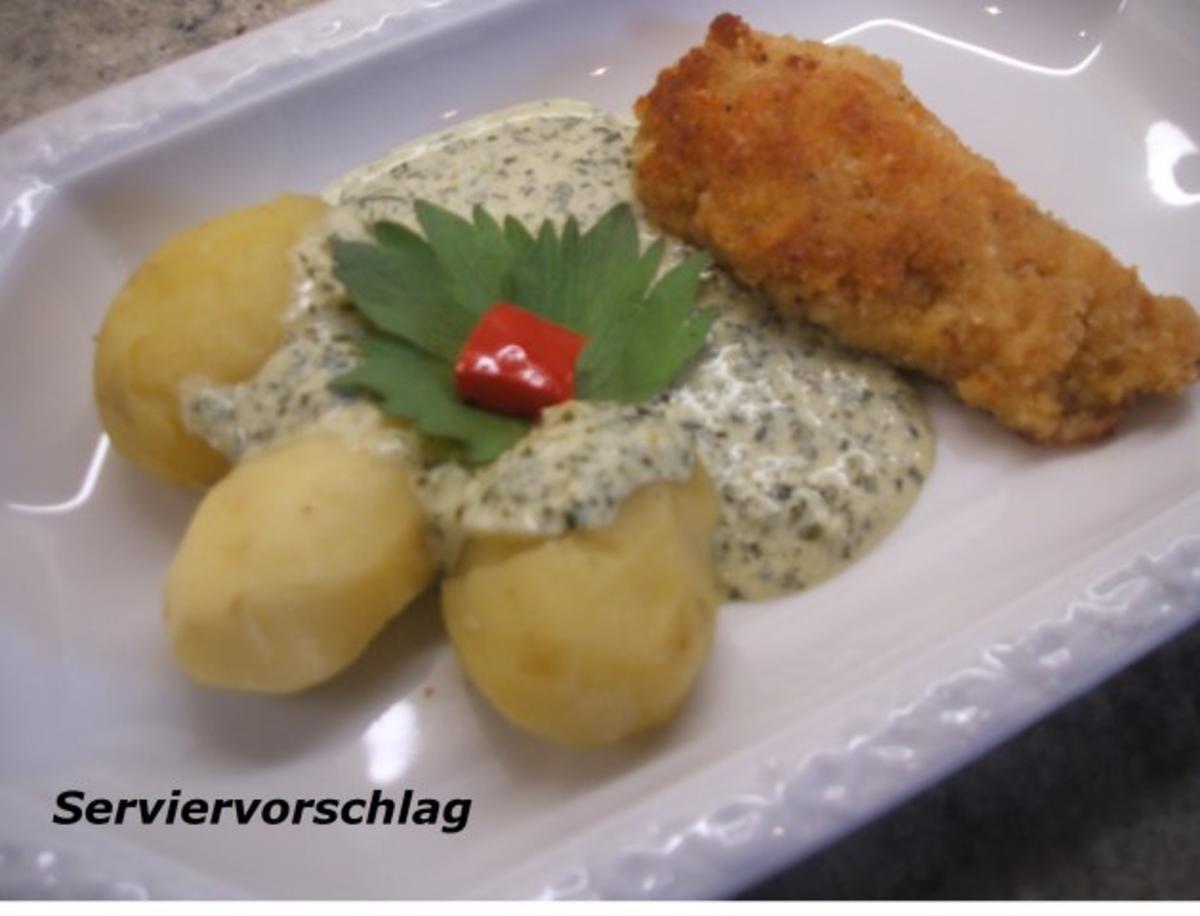 Bilder für Soßen: Dip oder Dressing aus Radieschenblättern und Frischkäse - Rezept