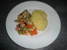 Aromatische Bärlauch-Polenta mit Kräuterseitlingen, Möhren und Frühlingszwiebeln - Rezept