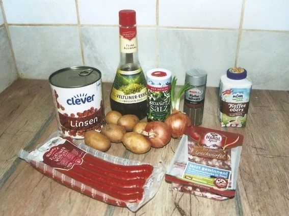 Linsensuppe mit Speck, Würstel und Kartoffel - Rezept - Bild Nr. 2