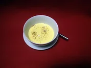 Rezept: Sรผppchen vom Rieslingsenf mit pochiertem Wachtelei Sรผppchen vom Rieslingsenf mit pochiertem Wachtelei - Rezept