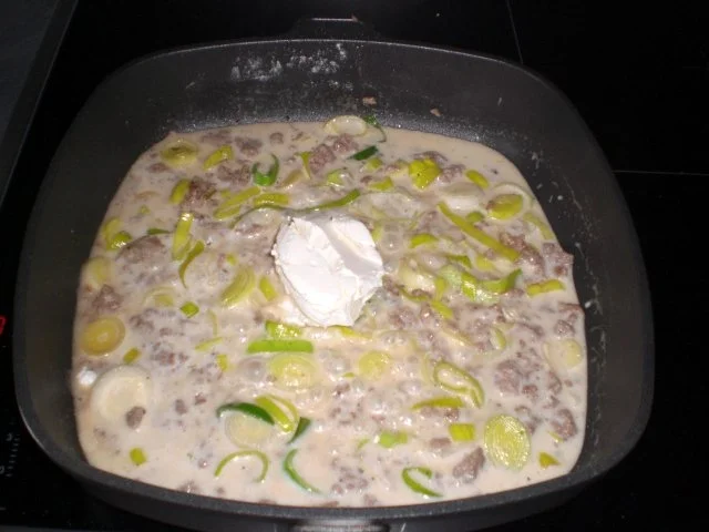 Rezept: Lauch-Hack-Pfanne mit Spätzle Bild Nr. 8 Lauch-Hack-Pfanne mit Spätzle - Rezept - Bild Nr. 8