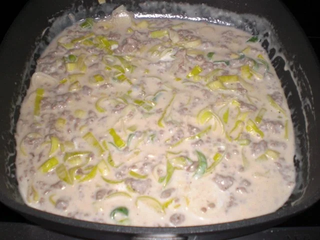 Rezept: Lauch-Hack-Pfanne mit Spätzle Bild Nr. 9 Lauch-Hack-Pfanne mit Spätzle - Rezept - Bild Nr. 9