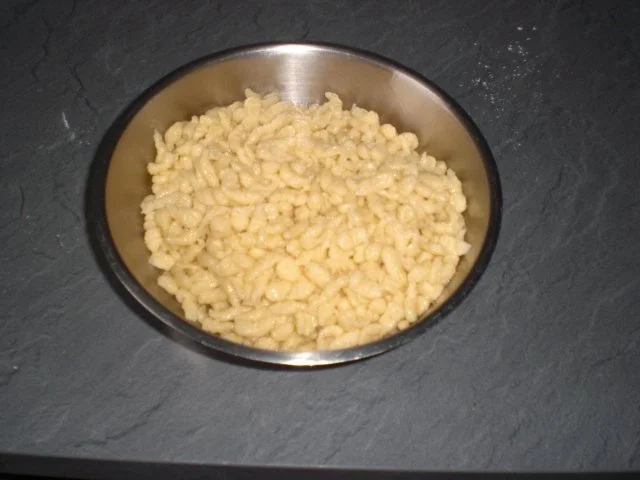 Rezept: Lauch-Hack-Pfanne mit Spätzle Bild Nr. 10 Lauch-Hack-Pfanne mit Spätzle - Rezept - Bild Nr. 10