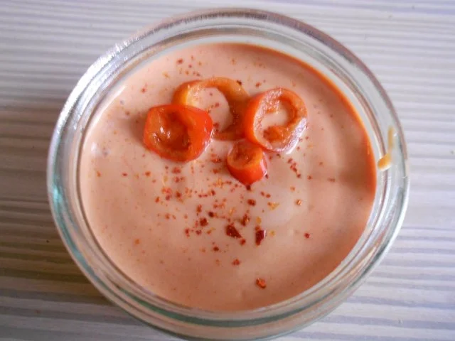 Rezept: Hot Dog mit hausgemachten Röstzwiebeln und hausgemachter Sauce Bild Nr. 4 Hot Dog mit hausgemachten Röstzwiebeln und hausgemachter Sauce - Rezept - Bild Nr. 4