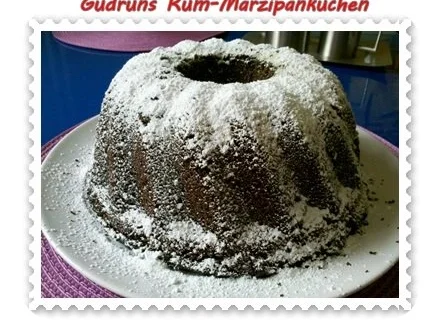 Kuchen: Rum-Marzipankuchen - Rezept - Bild Nr. 2