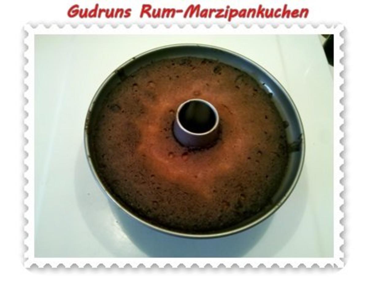 Kuchen: Rum-Marzipankuchen - Rezept - Bild Nr. 16