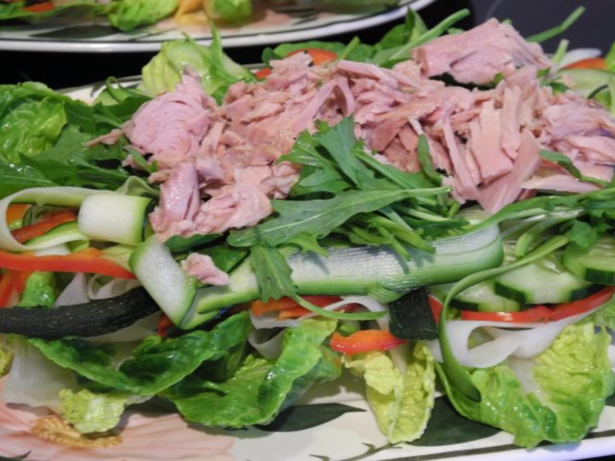 Salat : Bunt - Gemischten Salat - Rezept - Bild Nr. 9