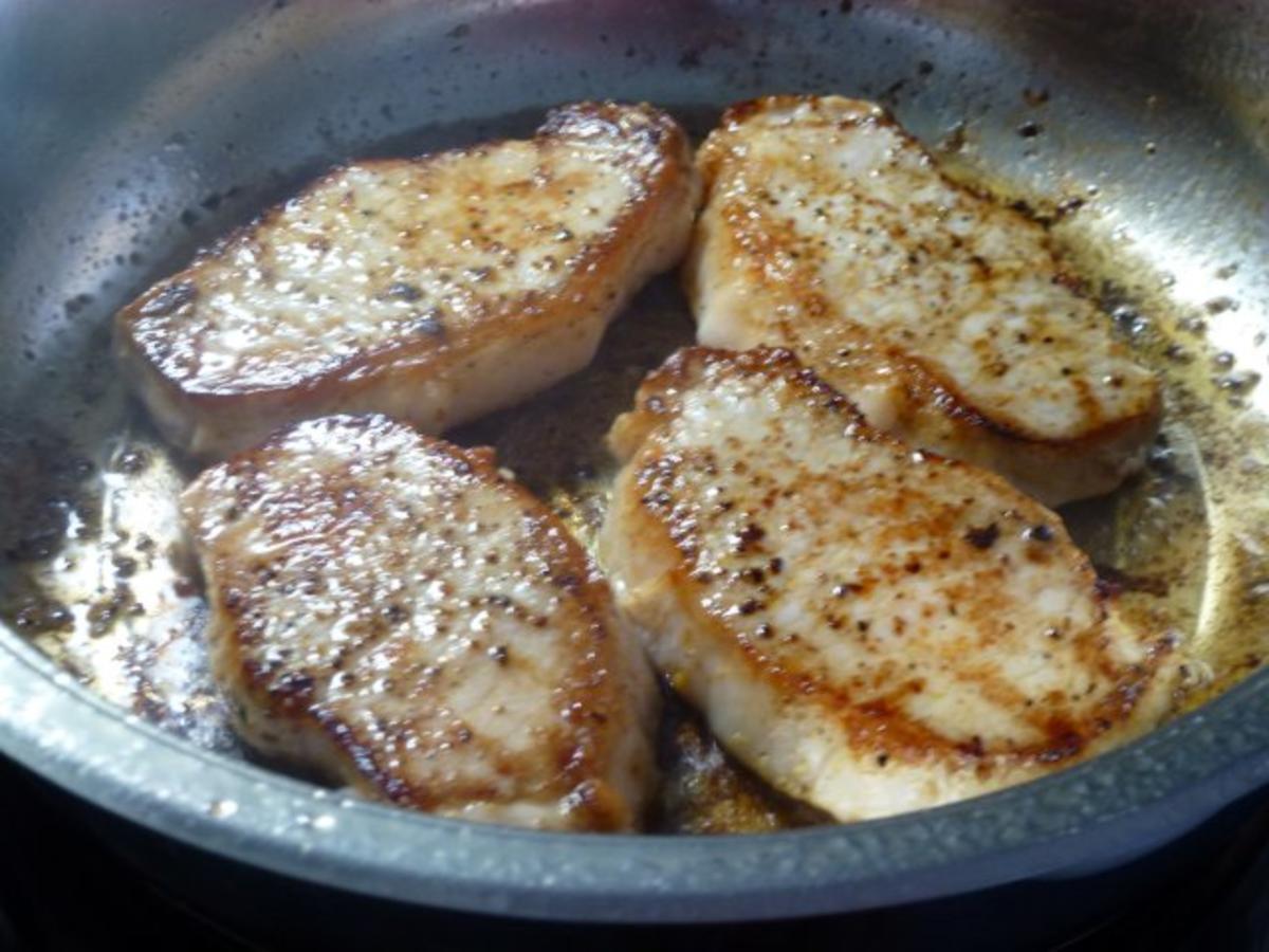 Allerlei Fleisch auf warmem Salatbett - Rezept - Bild Nr. 7