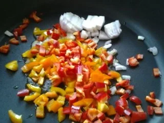 Rezept: Pikante Garnelen-Spaghetti Bild Nr. 3 Pikante Garnelen-Spaghetti - Rezept - Bild Nr. 3