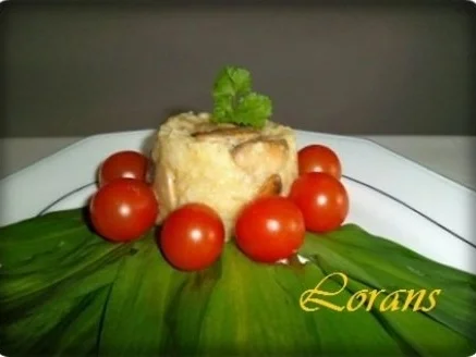 Champignons-Reis mit Cocktailtomaten auf Bärlauchblätter - Rezept - Bild Nr. 2