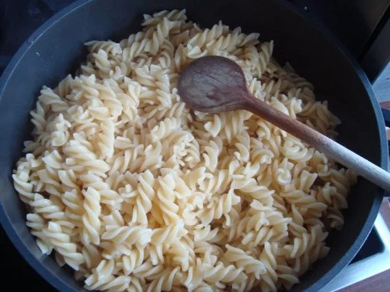 Nudeln mit Ei und Käse - Rezept - Bild Nr. 3