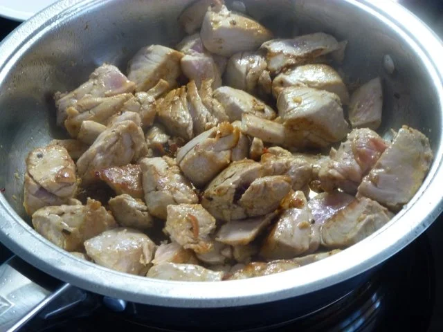 Thunfischwürfel im Wokgemüse-Bett - Rezept - Bild Nr. 7