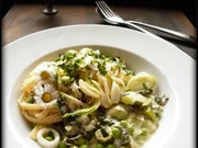 Lauch-Rahmsoße mit Erbsen und Vanille - Rezept