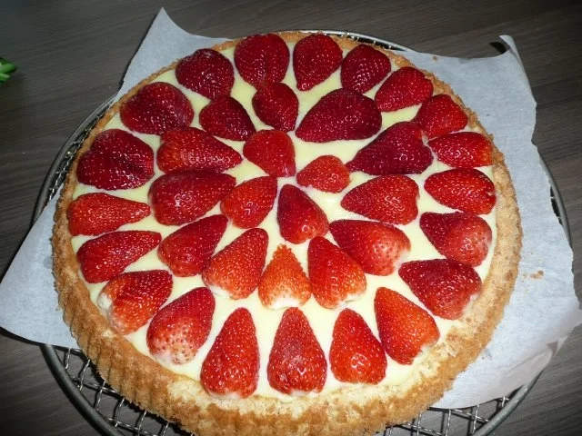 Rezept: Erdbeerboden Bild Nr. 3 Erdbeerboden - Rezept - Bild Nr. 3