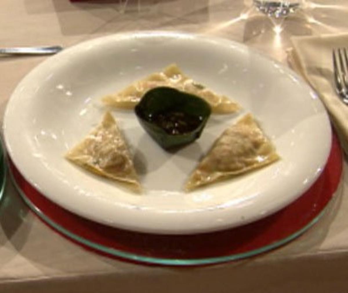 Gedämpfte Dim Sum mit asiatischem Dip (Promi-Team) - Rezept - kochbar.de