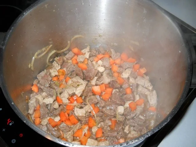 Rezept: Gulaschsuppe Bild Nr. 6 Gulaschsuppe - Rezept - Bild Nr. 6