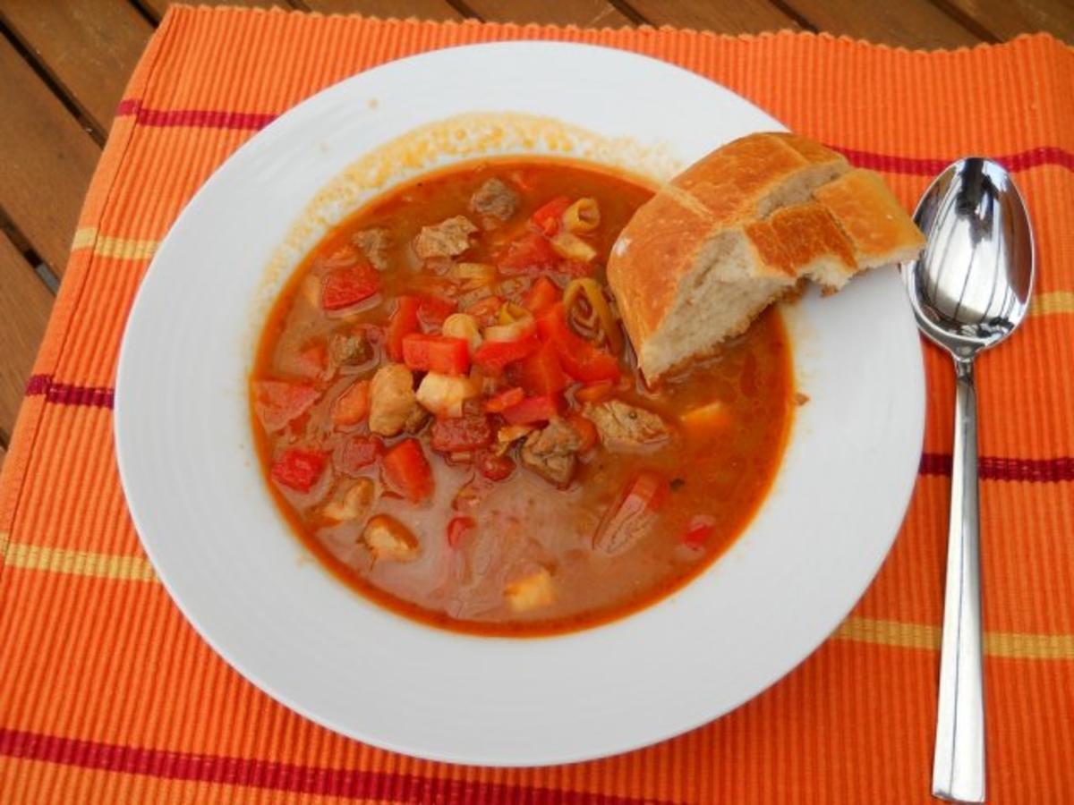 Gulaschsuppe Das Richtige zum Richtfest - Rezept mit Bild - kochbar.de