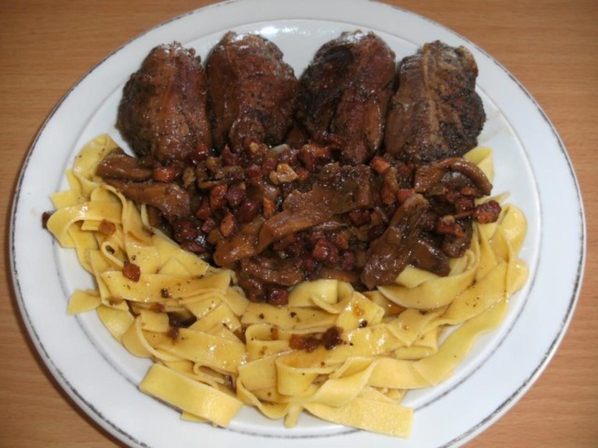 Fleisch: Schweinebäckchen mit Austernpilzen - einfach - von goach