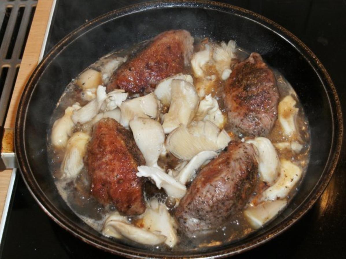 Fleisch: Schweinebäckchen mit Austernpilzen - einfach - von goach