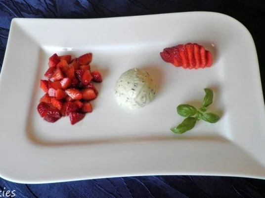 Basilikum - Eis an Balsamico - Erdbeeren - Rezept - Bild Nr. 4