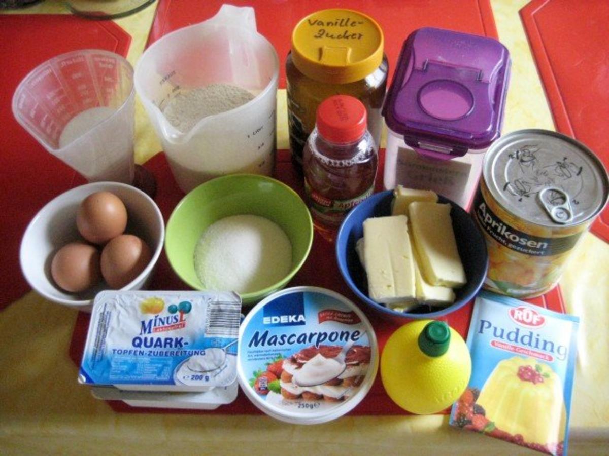 Käsekuchen mit Aprikosen und Streusel - schnell &amp; einfach - von manschie