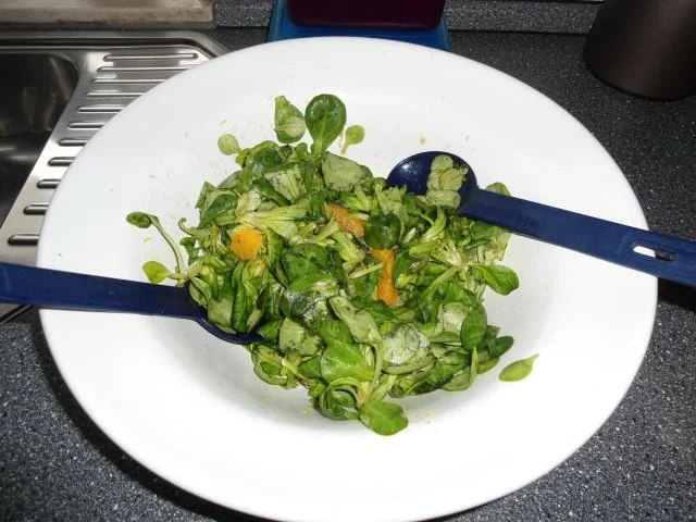 Rezept: Orangen-Feldsalat Orangen-Feldsalat - Rezept