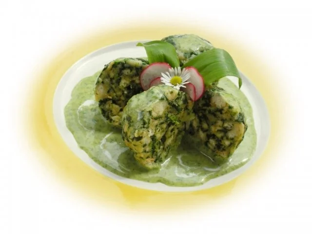 Spinatknödel mit Bärlauch-Gorgonzolasauce - Rezept - Bild Nr. 16