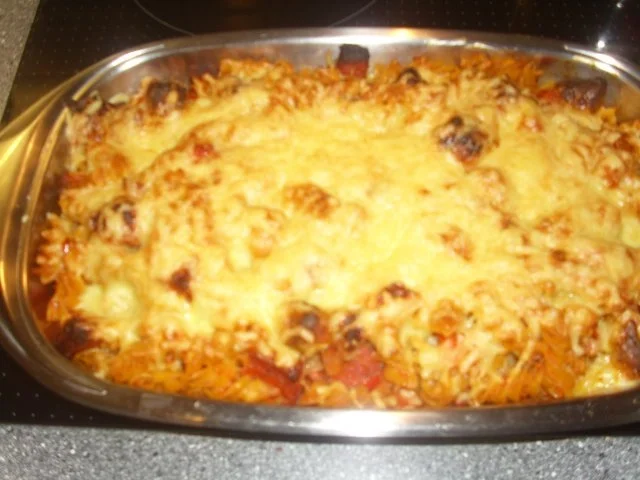 Rezept: Nudel-Wurst Auflauf Nudel-Wurst Auflauf - Rezept