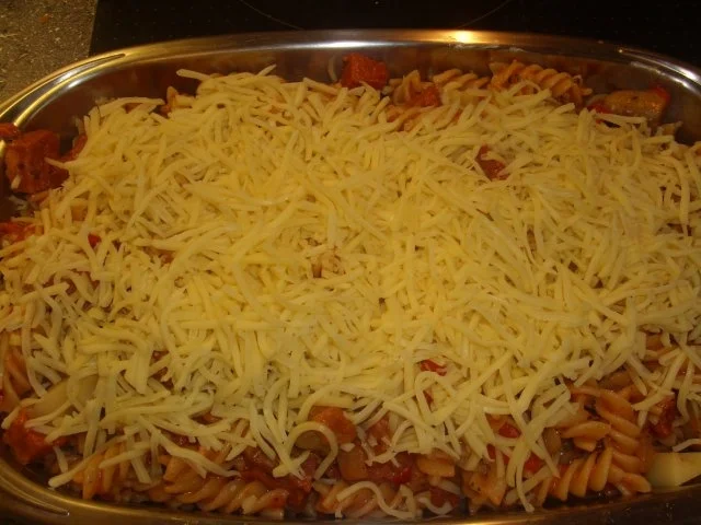 Rezept: Nudel-Wurst Auflauf Bild Nr. 5 Nudel-Wurst Auflauf - Rezept - Bild Nr. 5