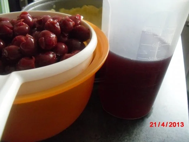 Sauerkirsch-Streusel-Kuchen - Rezept - Bild Nr. 4