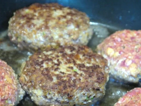 Rezept: Gyros-Bouletten in Ouzo-Rahm Bild Nr. 6 Gyros-Bouletten in Ouzo-Rahm - Rezept - Bild Nr. 6