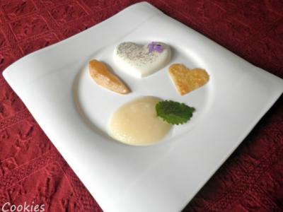 Vanille - Sahne - Dessert mit pürierten Prosecco - Birnen und Mandel - Cracker ... - Rezept