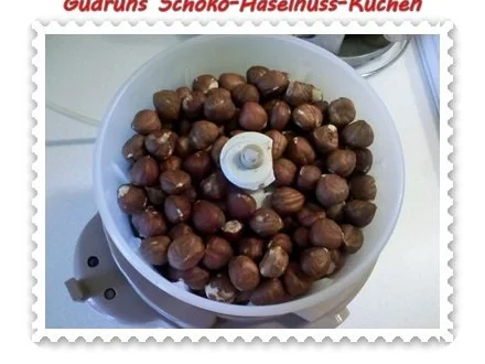 Rezept: Kuchen: Schoko-Haselnuss-Kuchen Bild Nr. 4 Kuchen: Schoko-Haselnuss-Kuchen - Rezept - Bild Nr. 4