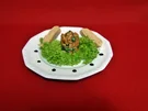 Lachs-Tartar an Nussfladen - Rezept