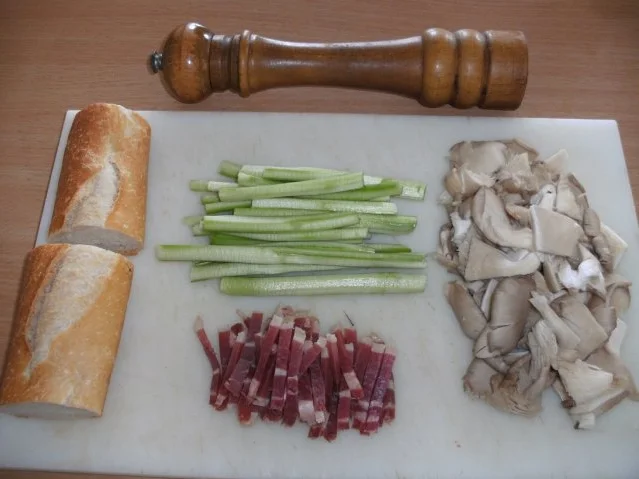 Gemüse: Grüner Spargel mit Austernpilzen und Serano-Schinken - Rezept - Bild Nr. 2