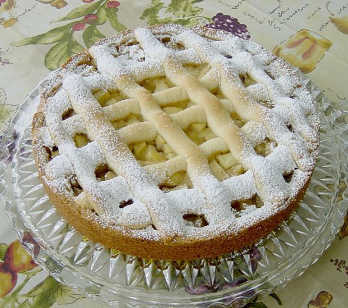 Apfelgitterkuchen mit Mehl und Butter - Rezept mit Bild - kochbar.de