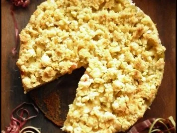 Rezept: Rhabarberkuchen mit Streuseln Rhabarberkuchen mit Streuseln - Rezept