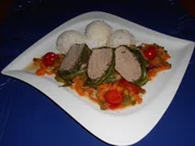 Filet im Bärlauchmantel auf Gemüse und Basmatireis - Rezept