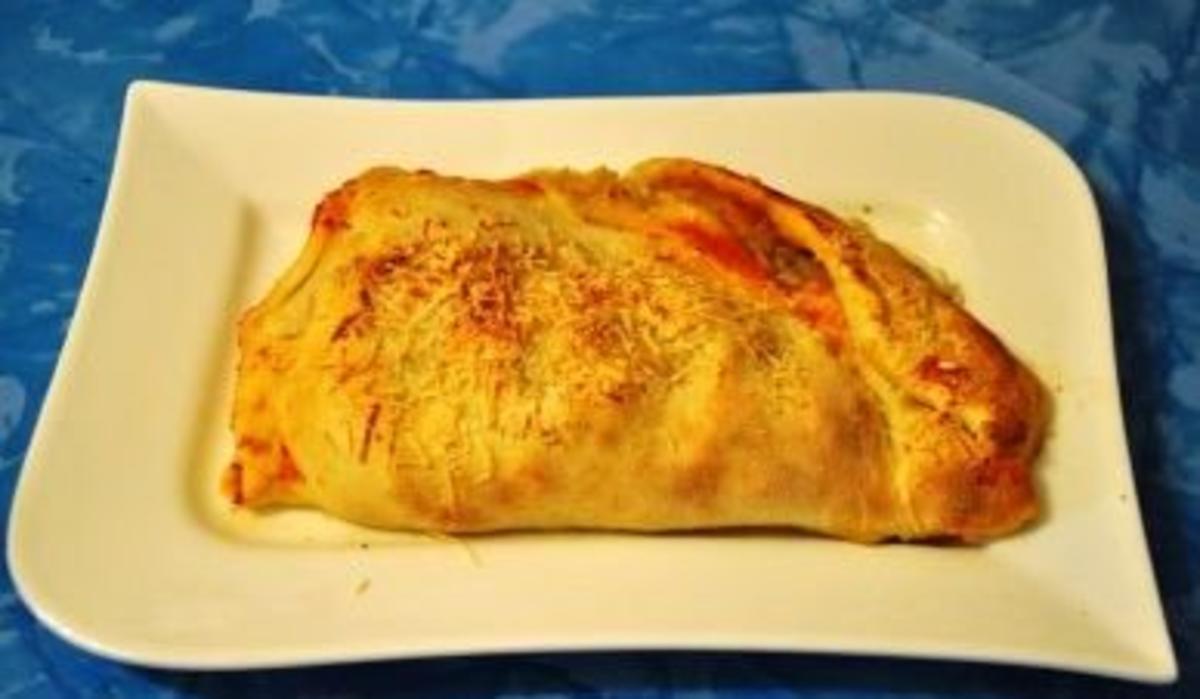 Pizza " Calzone" - Rezept Eingereicht von jasti180101