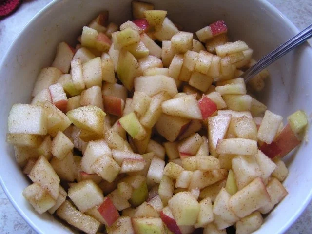 Rezept: Leckere, schnelle Apfeltaschen Bild Nr. 2 Leckere, schnelle Apfeltaschen - Rezept - Bild Nr. 2