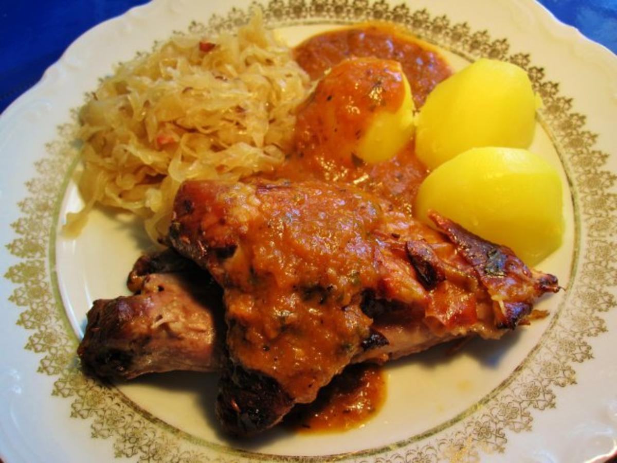 Putenkeule ... ... in Kümmel-Biersoße - Rezept mit Bild - kochbar.de