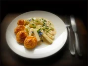 Pommes duchesses und Kohlrabi-Erbsen-Gemüse - Rezept