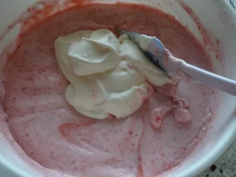 Erdbeer - Hexencreme - Dessert - Rezept - Bild Nr. 2