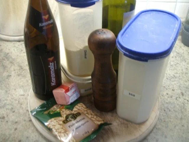 Rezept: Brot/Brötchen: Weißbrot mit Pinienkernen und Malzbier Bild Nr. 2 Brot/Brötchen: Weißbrot mit Pinienkernen und Malzbier - Rezept - Bild Nr. 2